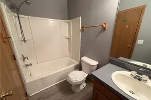 4154 E 95th St, Loveland, OH 44105 - Photo 9