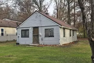 260 Oakwood St, Elyria, OH 44035 - Photo 3