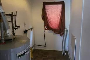 260 Oakwood St, Elyria, OH 44035 - Photo 9