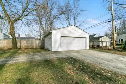 2577 Hawthorne Road, Cuyahoga Falls, OH 44221 - Photo 7