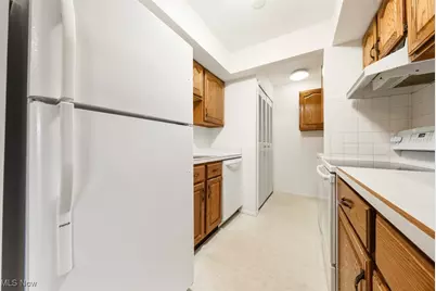 4916 Friar Road #B, Stow, OH 44224 - Photo 13