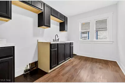 14009 Mayfair Avenue, East Cleveland, OH 44112 - Photo 7