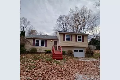 6218 Maxwell Drive, Madison, OH 44057 - Photo 1