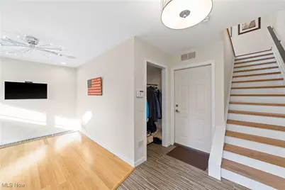 18828 Sloane Avenue #3, Oakwood, OH 44107 - Photo 5