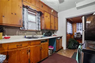 110 S Maryland Ave, Youngstown, OH 44509 - Photo 7