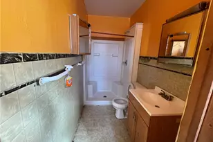 238 Moore St, East Liverpool, OH 43920 - Photo 3