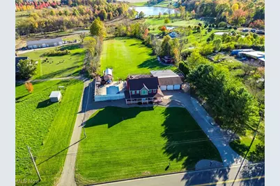 5616 Faircrest Street SW, Navarre, OH 44662 - Photo 5