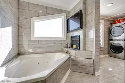 5616 Faircrest Street SW, Navarre, OH 44662 - Photo 35