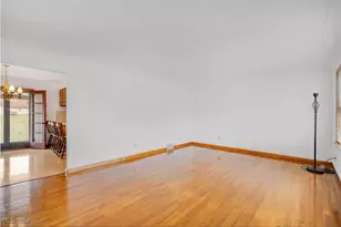 2592 Nadyne Dr, Youngstown, OH 44511 - Photo 3