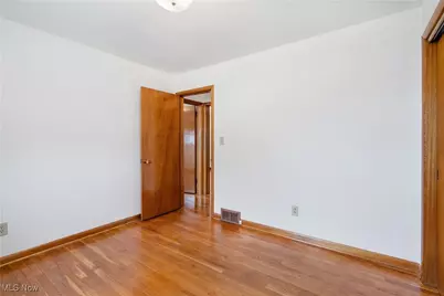 2592 Nadyne Drive, Youngstown, OH 44511 - Photo 19