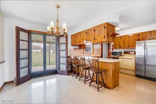 2592 Nadyne Dr, Youngstown, OH 44511 - Photo 5