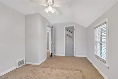 5194 Homewood Avenue, Maple Heights, OH 44137 - Photo 21