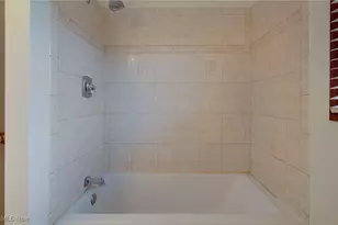 6116 N Barnes Road N, Vermilion, OH 44089 - Photo 33