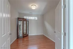 1493 Newman Dr, Brunswick Hills, OH 44212 - Photo 15