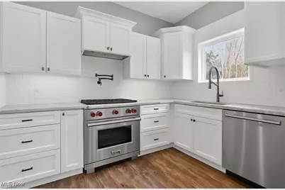 12005 Auburn Road, Chardon, OH 44024 - Photo 7