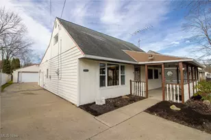 262 Idlewood Rd, Austintown, OH 44515 - Photo 3