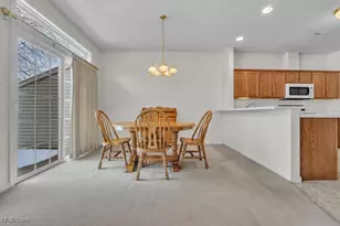 11 Hunters Woods Blvd, Canfield, OH 44406 - Photo 31