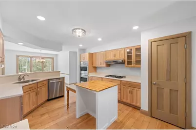 10645 Prouty Road, Concord, OH 44077 - Photo 9