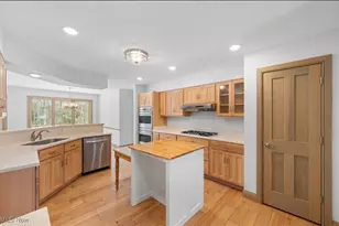 10645 Prouty Rd, Concord, OH 44077 - Photo 9