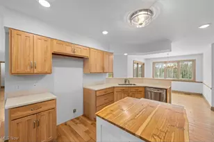 10645 Prouty Rd, Concord, OH 44077 - Photo 11