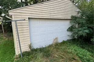 2137 12th St SW, Akron, OH 44314 - Photo 13