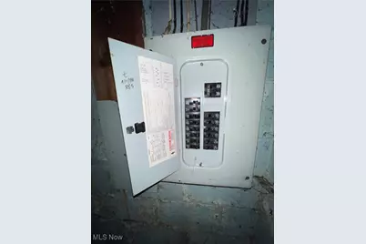 2137 12th Street SW, Akron, OH 44314 - Photo 9