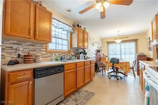 1425 Channonbrook Street SW, Canton, OH 44710 - Photo 21