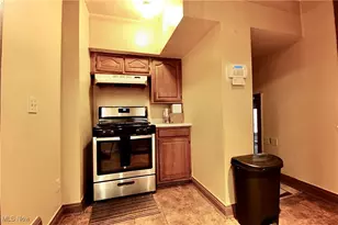 1849 Torbenson Dr, Loveland, OH 44112 - Photo 9