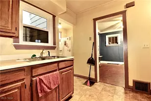 1849 Torbenson Dr, Loveland, OH 44112 - Photo 11