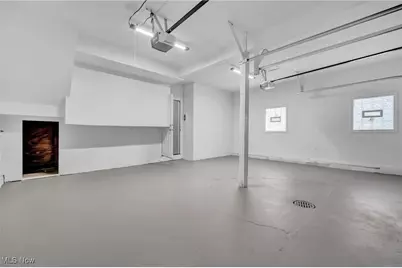 16949 Ravenna Road, Chagrin Falls, OH 44023 - Photo 35