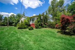 16949 Ravenna Rd, Chagrin Falls, OH 44023 - Photo 5