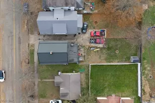 142 4th St NE, New Philadelphia, OH 44663 - Photo 5