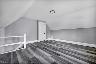 10112 Kinsman Road, Loveland, OH 44104 - Photo 43