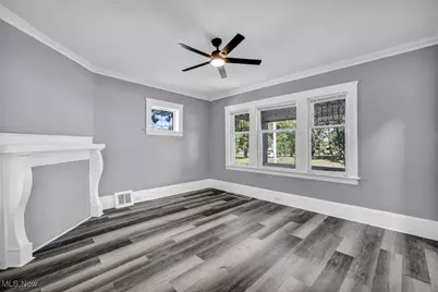 10112 Kinsman Road, Loveland, OH 44104 - Photo 17