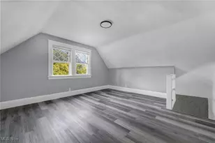 10112 Kinsman Rd, Loveland, OH 44104 - Photo 45