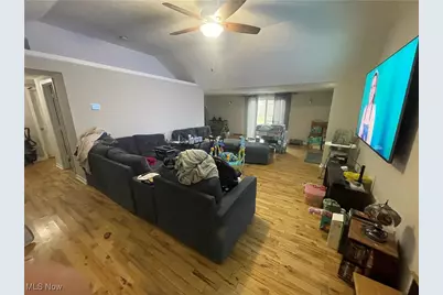 34205 Victor Drive, Eastlake, OH 44095 - Photo 5