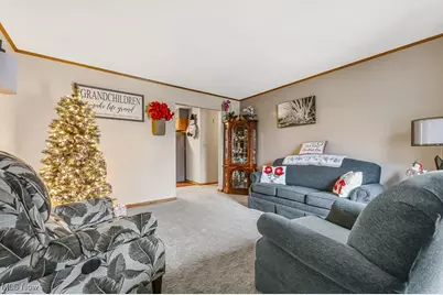 487 Hilbish Avenue, Akron, OH 44312 - Photo 5