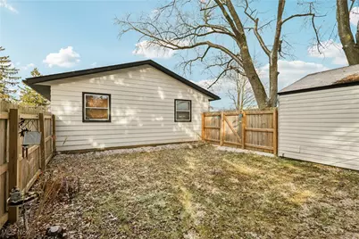 1240 Benton Street, Barberton, OH 44203 - Photo 33