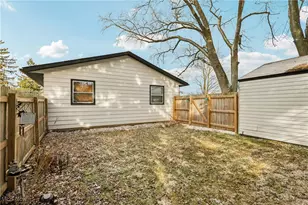 1240 Benton St, Barberton, OH 44203 - Photo 33