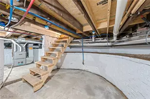 2276 W 41st St, Loveland, OH 44113 - Photo 27