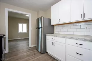 27 S State St, Rittman, OH 44270 - Photo 5