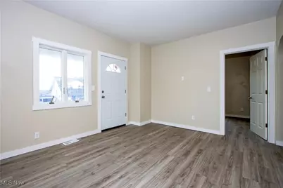 27 S State Street, Rittman, OH 44270 - Photo 3