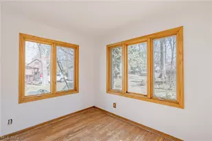 1911 Beverly Hills Dr, Euclid, OH 44117 - Photo 9