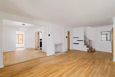 1911 Beverly Hills Drive, Euclid, OH 44117 - Photo 5