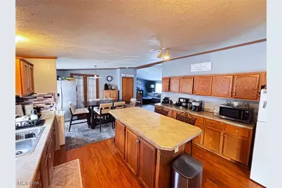 7195 Lakeview Road, Hanoverton, OH 44423 - Photo 5