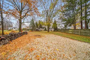 7340 Maple St, Mentor, OH 44060 - Photo 47