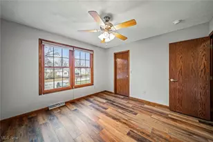 7340 Maple St, Mentor, OH 44060 - Photo 23