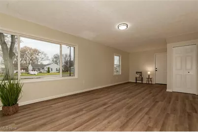 163 Hawthorne Drive, Painesville, OH 44077 - Photo 5