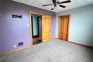 122 E 6th St, Uhrichsville, OH 44683 - Photo 15