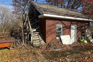 400 North Rd SE, Warren, OH 44484 - Photo 3